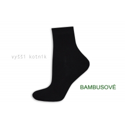 Stredné čierne bambusové ponožky.