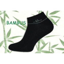 Čierne krátke bambusové ponožky s pásikom